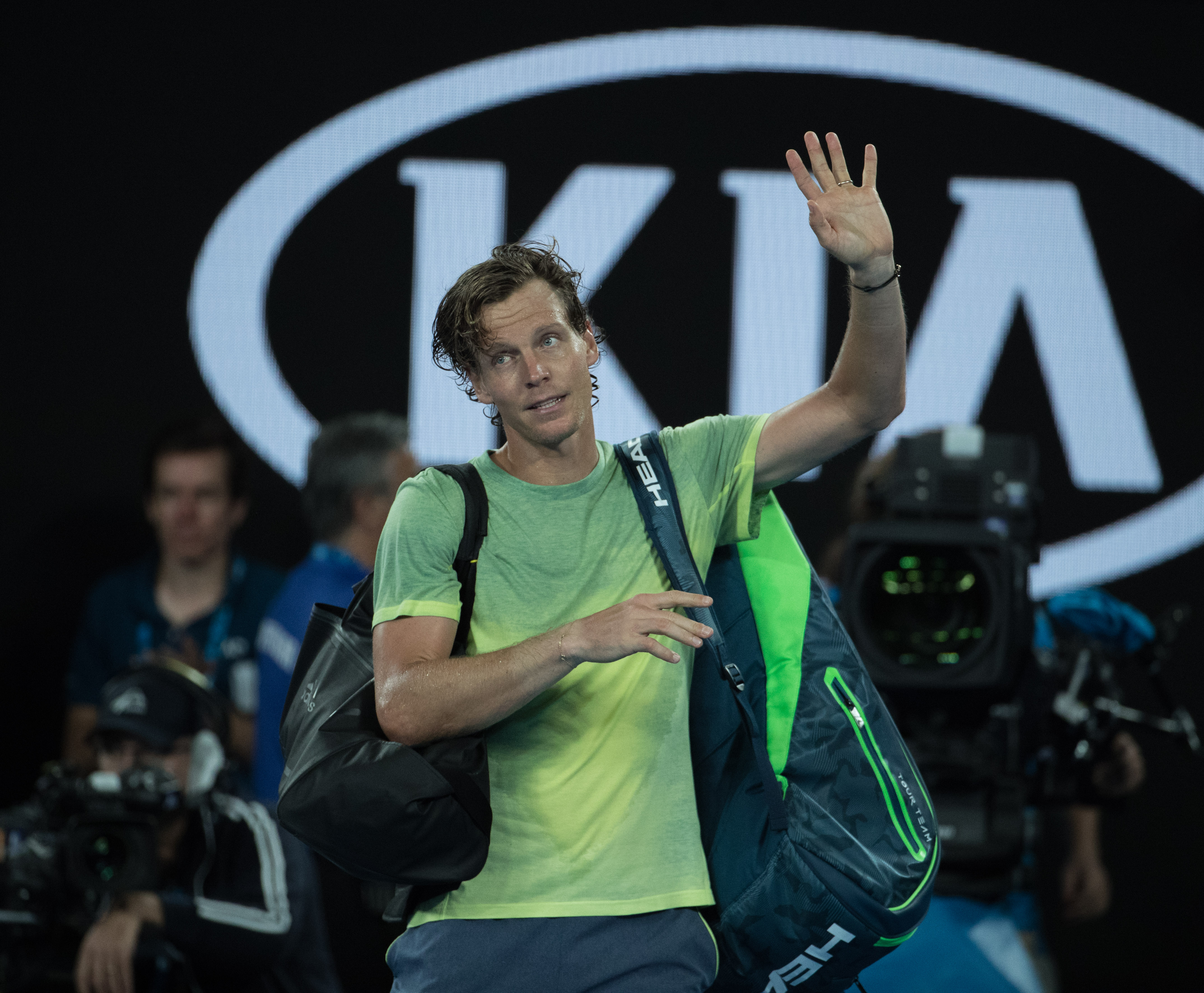 包含欧洲网球队完胜世界网球队，费德勒制霸全场的词条