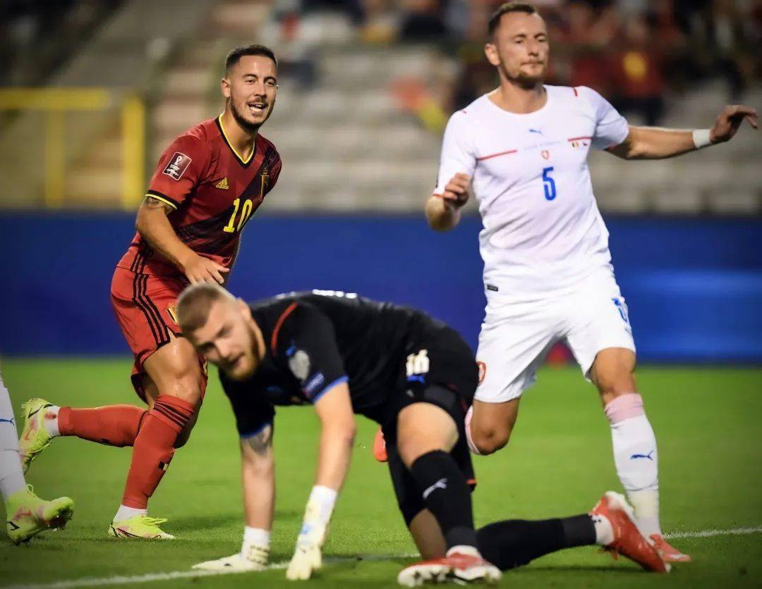 开云体育登录-包含丹麦轻取乌拉圭,德容统治全场的词条