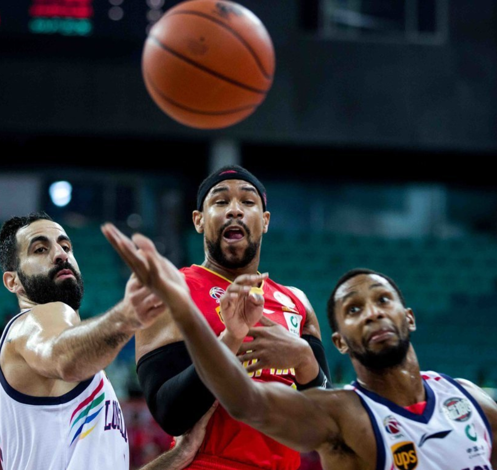 关于外援巅峰对决！广东决胜山东全神贯注的信息