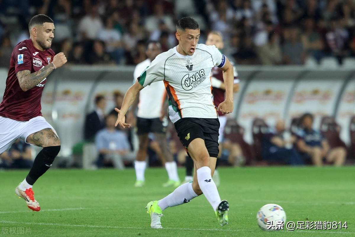 佛罗伦萨客场大胜，争夺欧冠资格的简单介绍