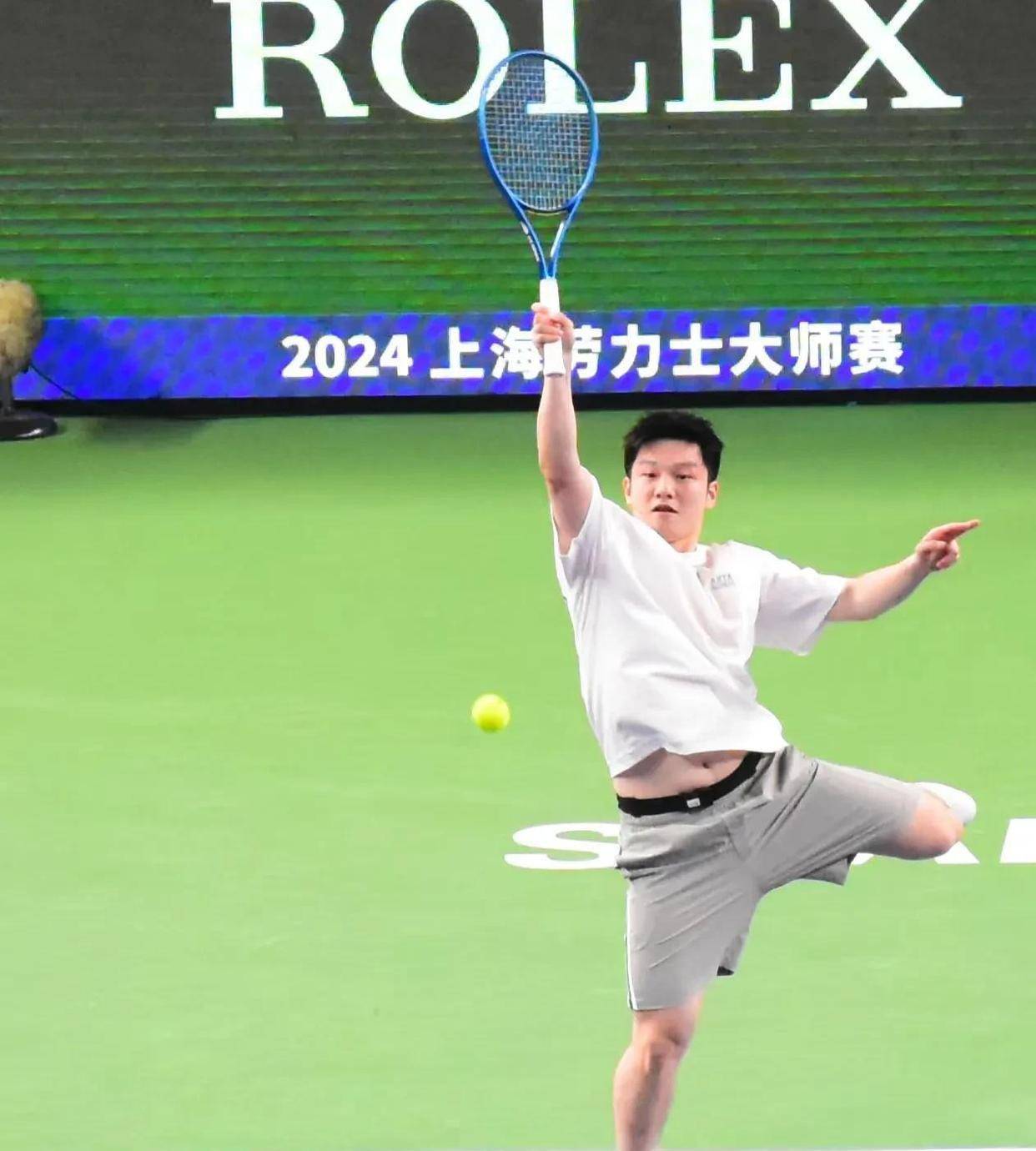 关于欧洲网球队轻取日本网球队,费德勒打破历史纪录的信息 关于欧洲网球队轻取日本网球队,费德勒打破历史纪录的信息