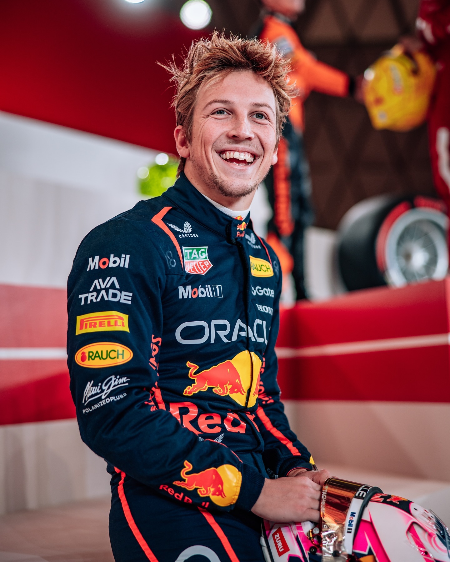 开云体育官网-阿斯顿马丁完胜威廉姆斯，汉密尔顿关键制胜的简单介绍